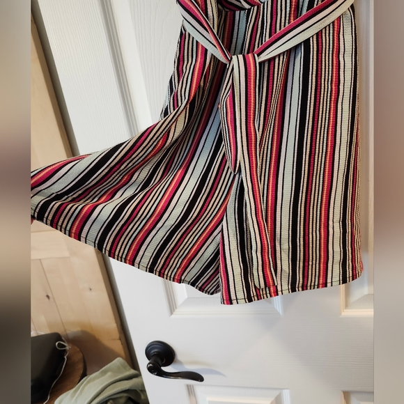 Stripped romper - Picture 2 of 4